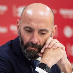 Monchi: "Quizá haya público los dos últimos partidos de Liga"
