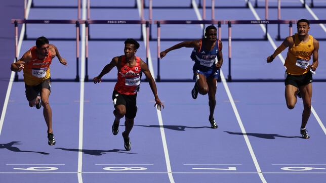 Irene y Llopis brillan sobre el morado de Saint Denis