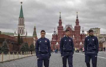 Sevilla players pose on Moscow's Red Square.