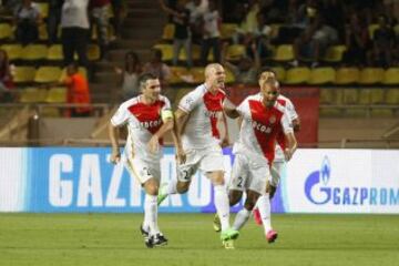 1-1. Raggi celebró el gol del empate.