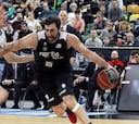 El Bilbao Basket respira y hunde un poco más al Betis