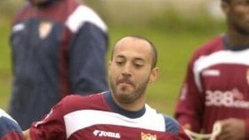 <strong>TRATAMIENTO.</strong> Chevantón buscará en Uruguay una segunda opinión sobre la lesión que padece en su rodilla.