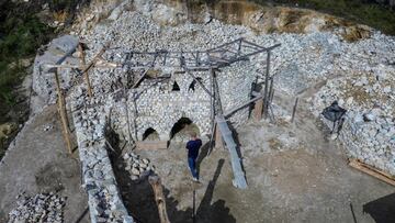 Está en una montaña sagrada y la comparan con el Machu Picchu: la alucinante casa de piedra en Antioquia