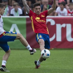 Denis confiesa las dudas que tiene Bellerín sobre ir al Barça