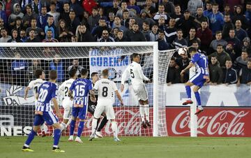 Sobrino heads the ball just before Manu García's winner.