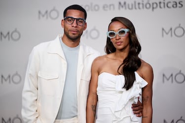 
Se conocieron en una competición en 2016, y desde ese momento sintieron una gran conexión. Posteriormente, iniciaron su relación a finales de 2021, y dos años más tarde oficializaron su matrimonio. Además, son padres de una pequeña, la cual nació en 2022.
