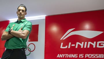 Rogelio Torres durante la presentación de uniformes para Juegos Olímpicos