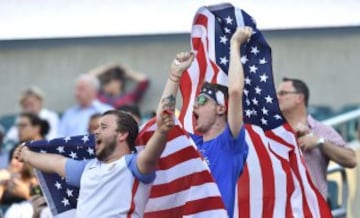 Imágenes de hinchas de EE.UU - Paraguay en Copa América