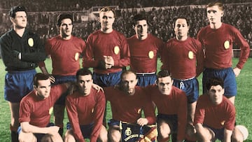 El once titular de España contra Marruecos, partido en el que debutó Marcelino.