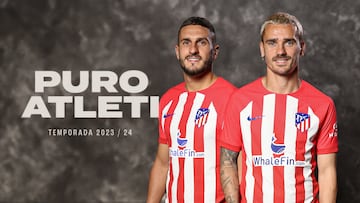 Koke y Griezmann posan con la primera camiseta del Atlético para la temproada 2023-24.