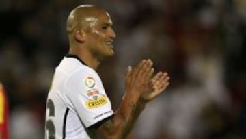 "Suazo es de esos jugadores que producen fantasías"