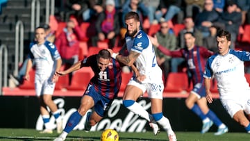 El Eldense-Tenerife de la primera vuelta.