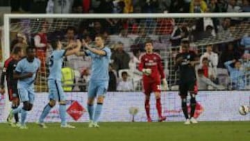 Maanchester City celebra su gol ante el Hamburgo.