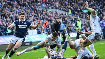 Escocia salva los muebles