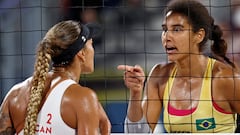 A beautiful way to stop the fighting at the Olympic Beach Volleyball