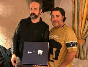 Molotov filtra tercer uniforme de Pumas