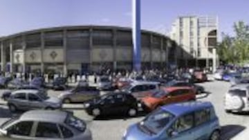 Colas en La Romareda.