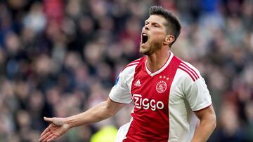 Huntelaar celebra un gol con el Ajax