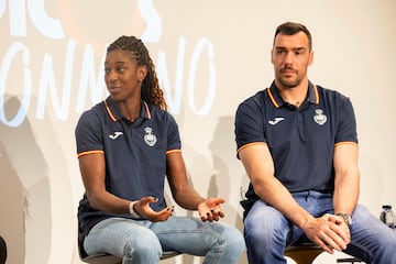 Shandy Barbosa y Gedeón Guardiola, durante el 'Encuentro Olímpico'. 

