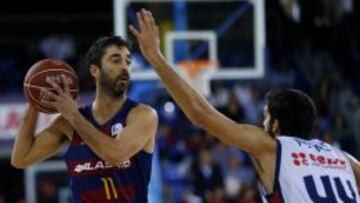 Juan Carlos Navarro frente a Pepe Pozas en su partido 1.000 con el Barcelona.