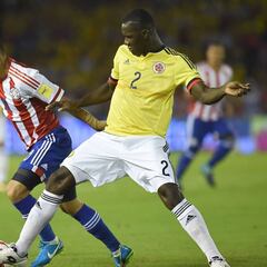 Cristian Zapata recibe amarilla y se pierde el partido ante Perú