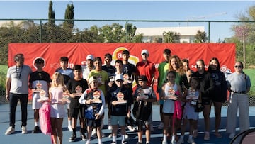 Foto de familia tras el AS Young Tour Carvoeiro SLAM, torneo del Circuito AS Young Tour by IBP Tenis