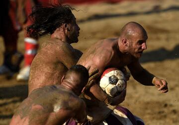 Las imágenes más salvajes del Calcio Storico Fiorentino