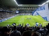 El Oviedo pide información a sus seguidores para cuantificar el perjuicio de la suspensión del partido de Vallecas