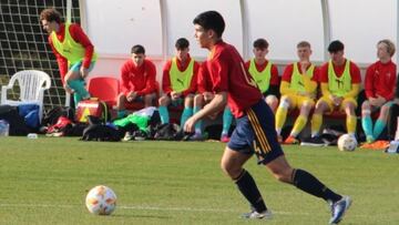 David Sanz, cadete del Real Valladolid, con la sub'16.