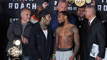 NEW YORK, NEW YORK - FEBRUARY 28: Gervonta Davis and Lamont Roach Jr. exchange words at the weigh in for their WBA lightweight title bout at Barclays Center on February 28, 2025 in New York City. Al Bello/Getty Images/AFP (Photo by AL BELLO / GETTY IMAGES NORTH AMERICA / Getty Images via AFP)