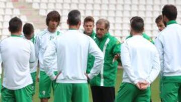 Romero, técnico del Córdoba.