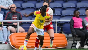 Mar 1, 2026; Nashville, Tennessee, USA; Columbia midfielder Linda Caicedo (18) dribbles the ball against Canada during the first half at GEODIS Park. Mandatory Credit: Steve Roberts-Imagn Images