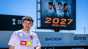 Diego López: “Todos saben que soy muy feliz en el Valencia”