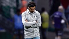 Lo eliminaron de la Libertadores y estalló así en conferencia: “Por eso ustedes son periodistas...”