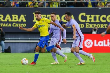 Rubén Sobrino con Sergiño Dest y Sergio Busquets.