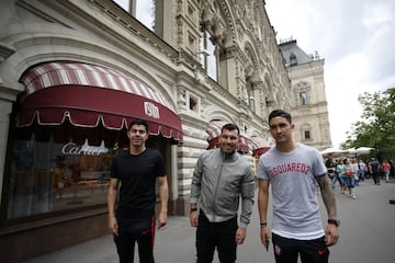 La selección chilena visitó la Plaza Roja de Moscú antes de viajar a Rumania. 