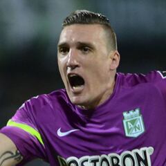 Armani: "Si sale una oferta, tengo que pensar bien las cosas"