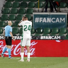 Aprobados y suspensos del Elche: Boyé se estrella contra Pacheco