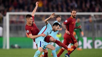 Soccer Football - Champions League Quarter Final Second Leg - AS Roma vs FC Barcelona - Stadio Olimpico, Rome, Italy - April 10, 2018 Barcelona's Sergio Busquets in action with Roma's Patrik Schick REUTERS/Alberto Lingria