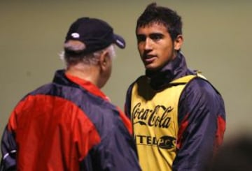 Arturo Vidal, a 10 años de su debut en la Roja.