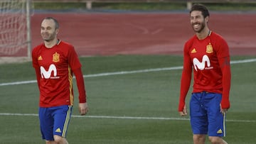 Iniesta y Ramos. 