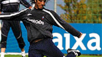 <B>JUGARÁ.</b> El delantero egipcio Mido tendrá sus primeros minutos en la Liga española.