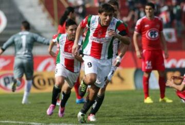 Renato Ramos: El Tiburón ya tiene 37 años y aún quiere seguir jugando. Tiene más de 150 goles en su carrera, siendo sus mejores pasos por la U. de Concepción y San Marcos. Jugó la Libertadores 2015 con Palestino.