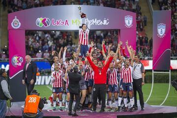 El triunfo y la emoción de Chivas Femenil Campeonas en imágenes