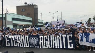 La dirigencia albiazul puntualizó que a las personas que hayan sido captadas en la marcha hacia el Estadio Universitario se les prohibirá la entrada al Estadio BBVA Bancomer.