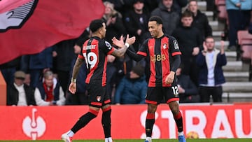 El entrenador del Bournemouth, no dudó en llenar de elogios a Tyler Adamas, quien se ha vuelto en pilar en su once inicial tras superar las lesiones.