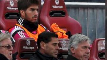 Ancelotti, junto a Hierro, el d&iacute;a del 4-0 en el Calder&oacute;n.