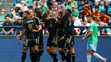 Is Kei Kamara playing for Sierra Leone?