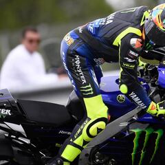 Rossi rema a contracorriente