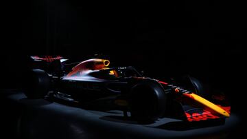 Presentaci¨®n del RB18, el nuevo monoplaza de Red Bull Racing que pilotar¨¢ Sergio P¨¦rez y Max Verstappen.